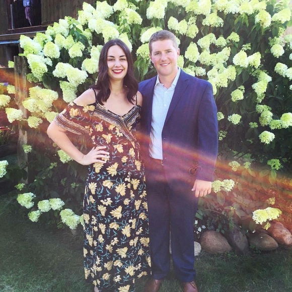 Meet your Posher, Amanda - Picture 4 of 4